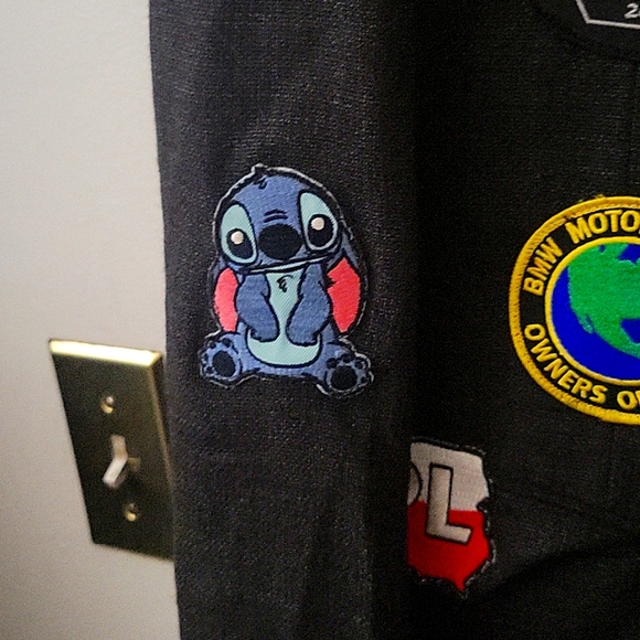 Kenneth cole new york vintage collectable blazer with logos on it looks good 👍 - Picture 3 of 15